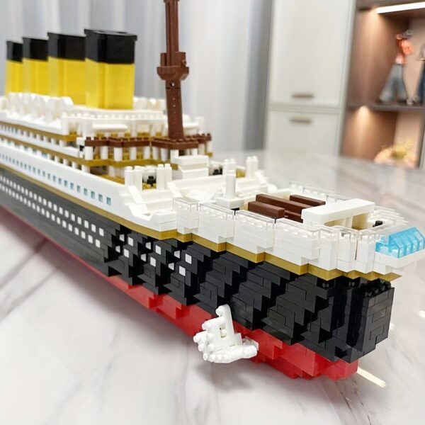 Challenge The Difficult 3800+ Unsinkable Love Classic Titanic Building Block Model Three-dimensional Assembly Love She Sent Her Handmade Gift Valentine'S Day Lovers Toy Gift - Image 5
