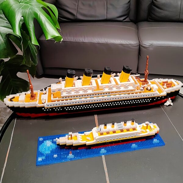 Nick's Giant Ship Building Blocks Desktop Assembly Toy Gift Large Multi-Piece Construction Set - Image 4