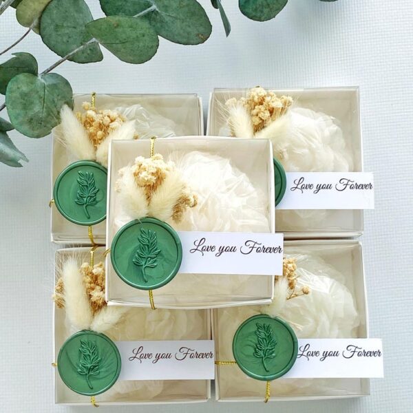 Sweet 16 Quinceañera Floral Candle Favors, Personalized Scented Peony Candle in Gift Box, Mis Quince Años, Custom Birthday Flower Candle - Image 8