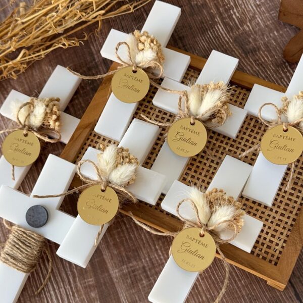Custom Cross Baptism Magnet Favor, Handcrafted Religious Keepsake, Personalized Christening Gift, First Holy Communion Favor, Cross Favors