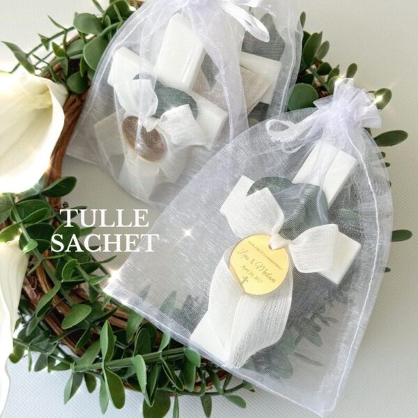 Personalized Baptism Party Magnet, White Cross Favor with Eucalyptus, Mi Bautizo Gift, First Communion Favor, Christening Keepsake - Image 2
