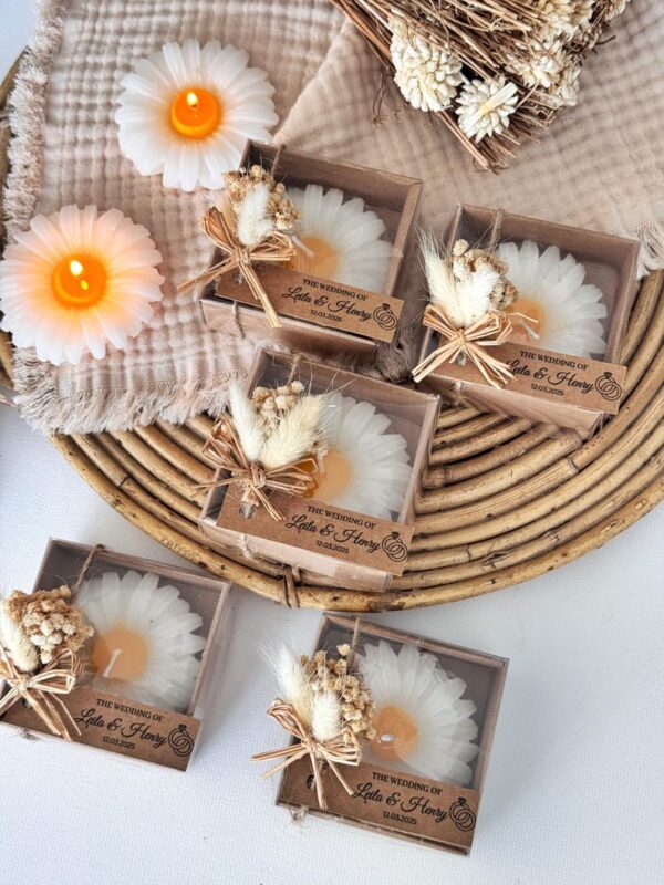 Personalized Daisy Flower Wedding Candle Gifts, Save The Date, Engagement Favors, Nikkah Candle Favors, Custom Bridal Shower Candle Gifts - Image 7