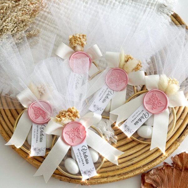 Personalized Quinceañera Almond Candy Favors for Guest, Sweet 15 Party Gifts, Mis Quince Gift, Sweet 16 Birthday, Quinceañera Candy Gift