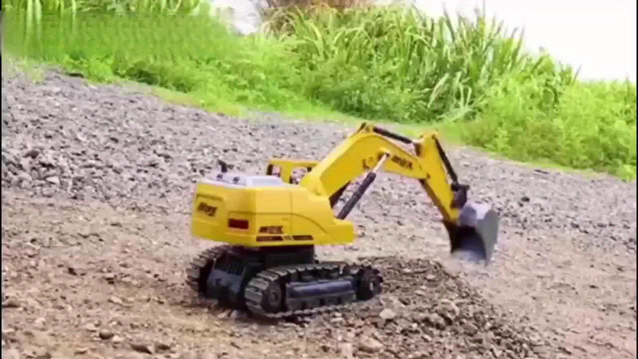 6-Channel Remote Control Excavator, Capable of Digging Sand And Soil, USB Rechargeable, Perfect for Christmas, Halloween, And Birthday Gifts. - Image 7