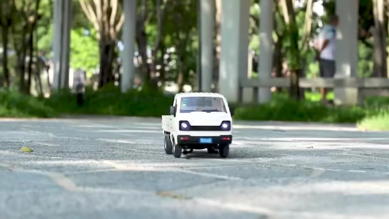 1:16 RC Remote Control Toy Truck, Construction Vehicle Transport Truck Transporter Toy Car Truck, ABS Material, Remote Control Power Toy With Light Sound, Perfect Gift For Boys And Girls - Image 8