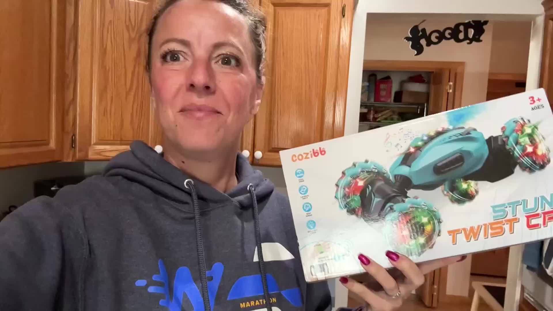 Remote Control Stunt Car With Gesture Control, Double-Sided Driving Toy With 360° Rotation, Large 4WD Remote Control Car, Great For Holiday Christmas Birthday Gifts, All-Terrain Remote Control Car With Spraying Function (Blue) - Image 8