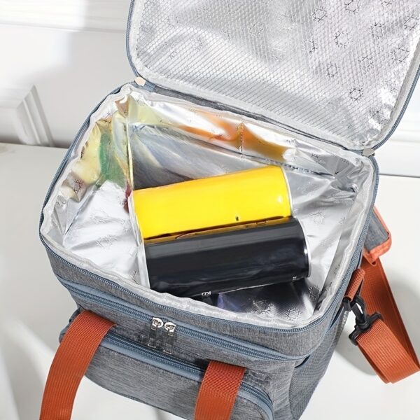 [Outdoor Refrigerated Bag] The outdoor refrigerated bag can be expanded with a double-layer insulated ice pack. It comes with an adjustable shoulder strap for portability and convenience, making it suitable for work, camping and non-food contact at the beach - Image 6